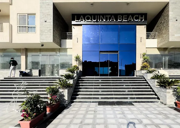 La Quinta In شقة